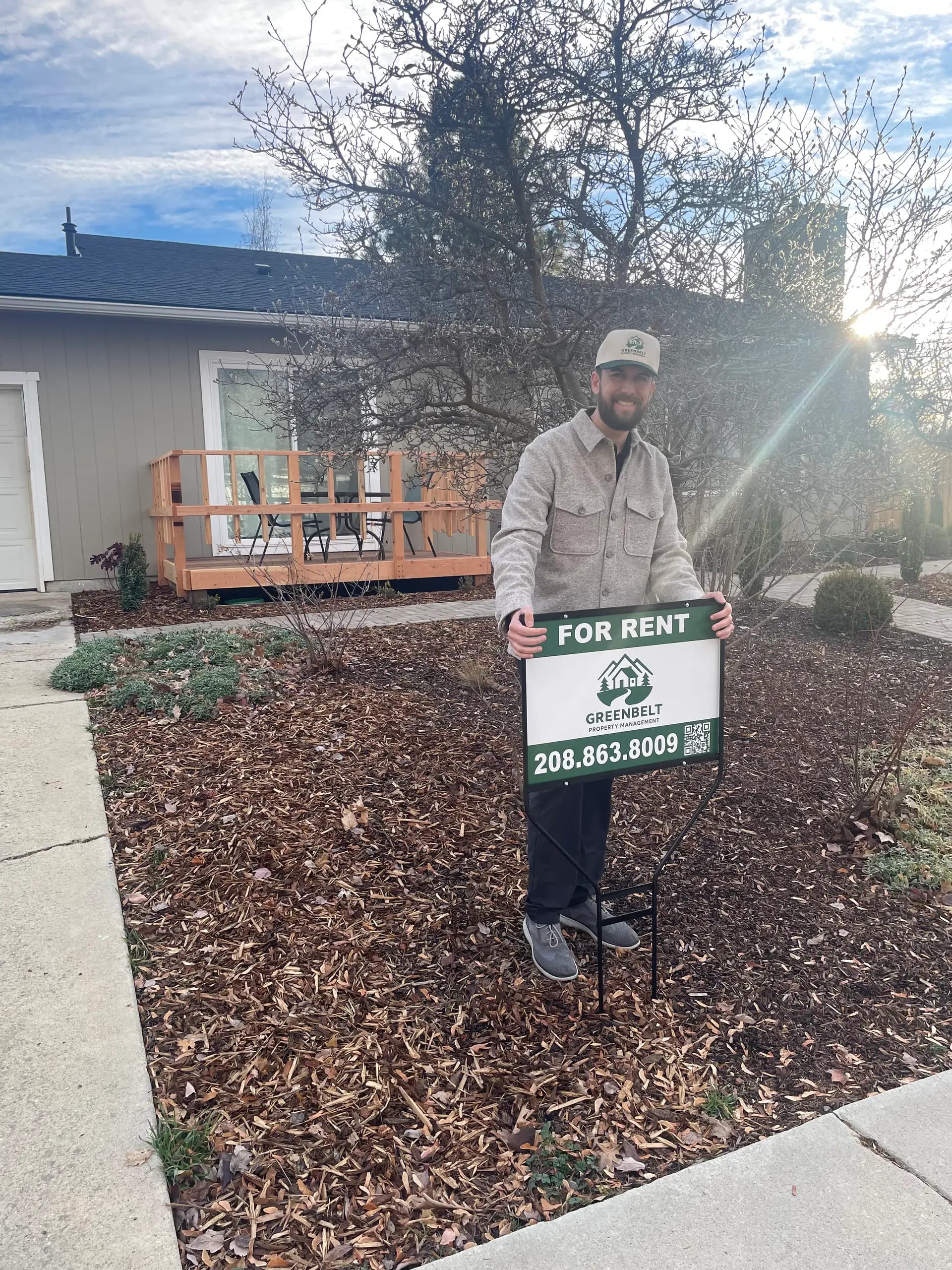 property manager leasing sign tenant placement services