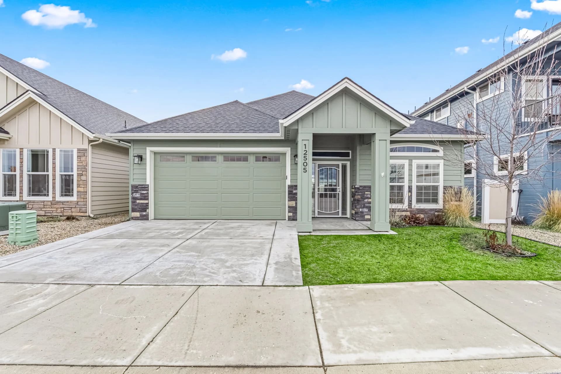 single level rental home exterior star idaho